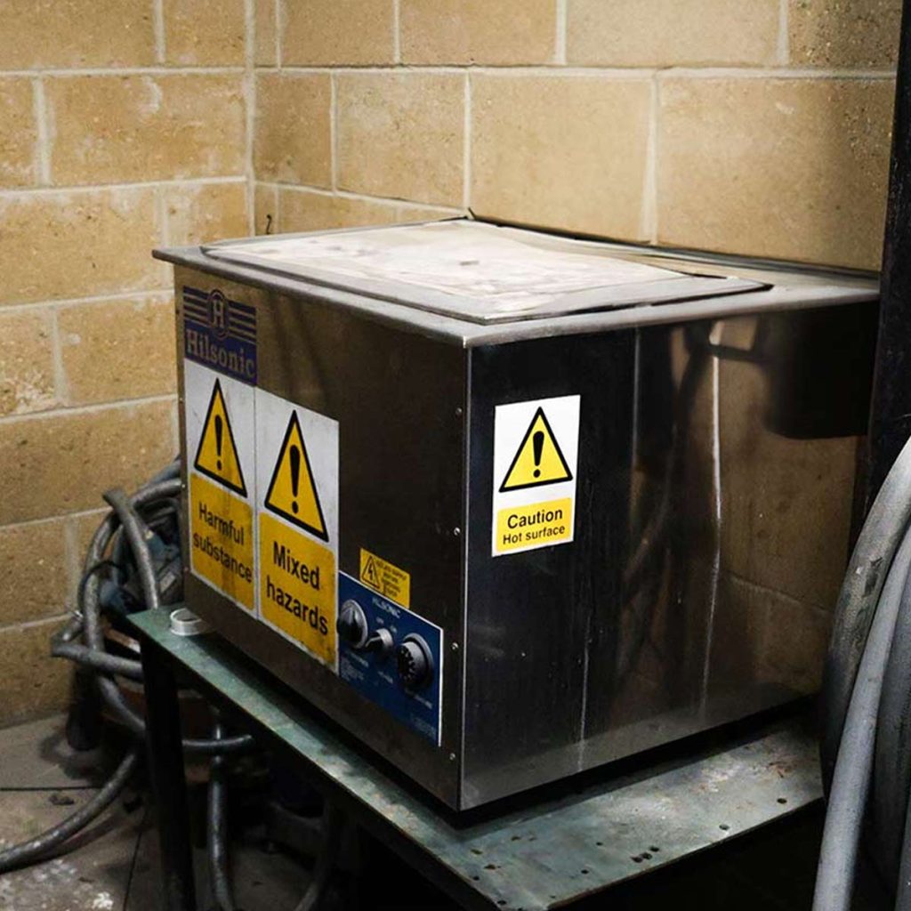ultrasonic cleaning 1